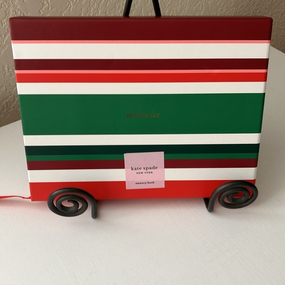 Kate Spade Jolly Stripe Memory Book (NWT) - Picture 1 of 10